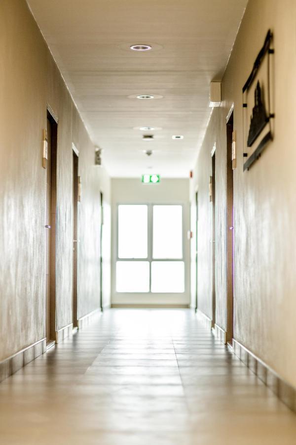Central Place Serviced Apartment Angsila Chonburi Exterior photo